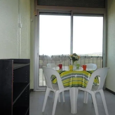2p Avec Mezzanine, Piscine Et Tennis, 800m De La - 6 Couchages - St Pierre La - Fr-1-229d-267 Apartament *